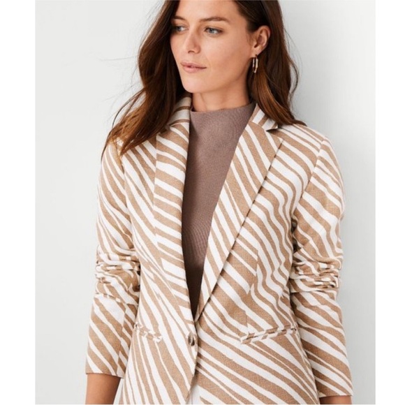 ANN TAYLOR Linen Zebra Striped Blazer in Tan and White Women's Blazer - Picture 3 of 12